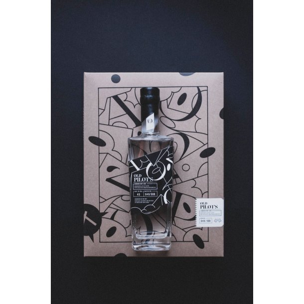 Old Pilot's London Dry Gin 70cl ART Edition